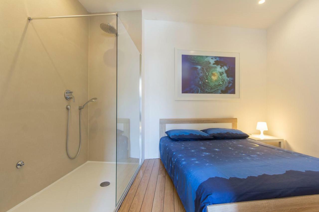 Appartment In Center With Parking PUY 외부 사진